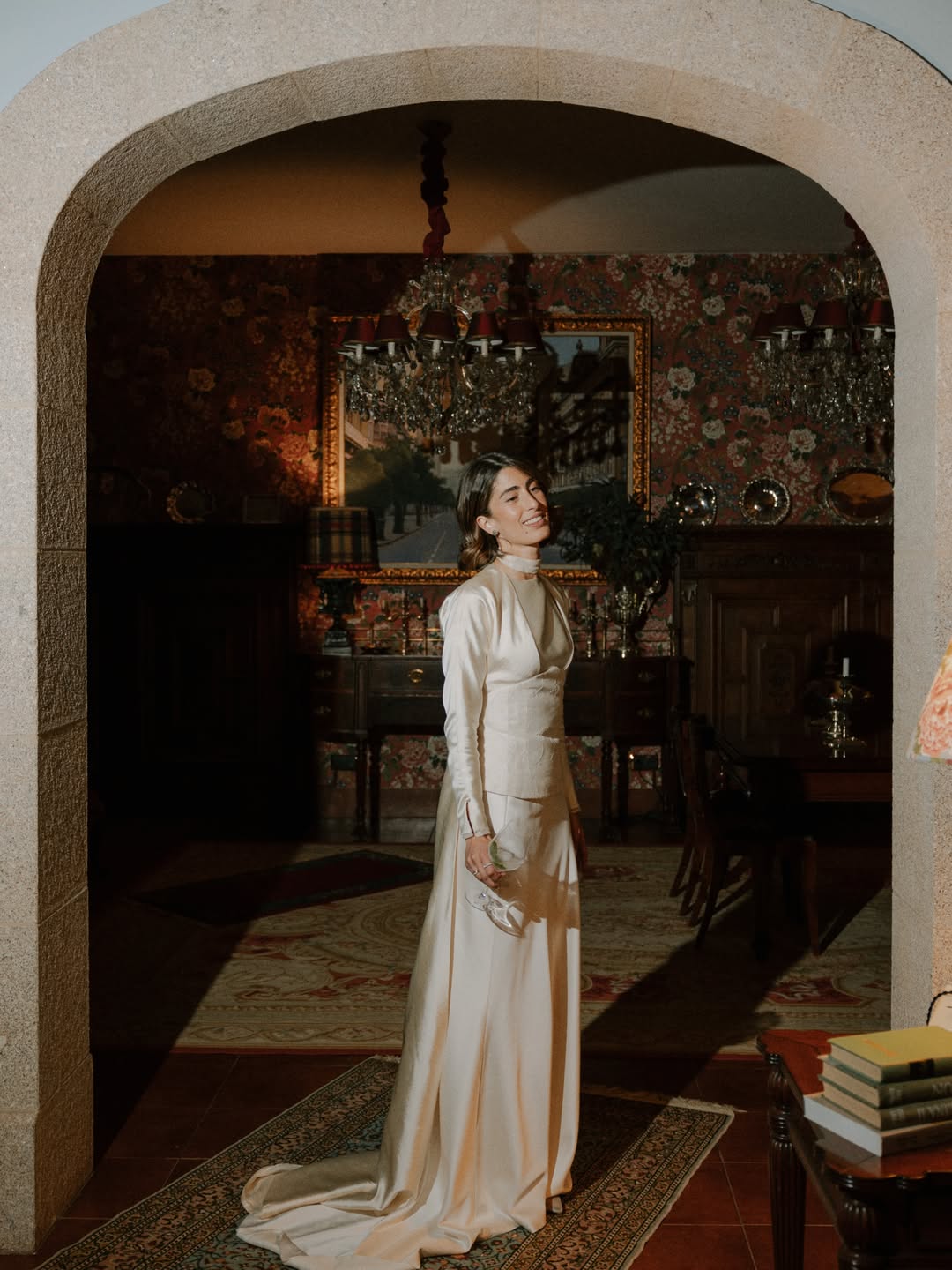 Carmen, novia VELVART, con su vestido a medida
